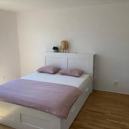 Apartman Maay Hlohovec Exterior photo
